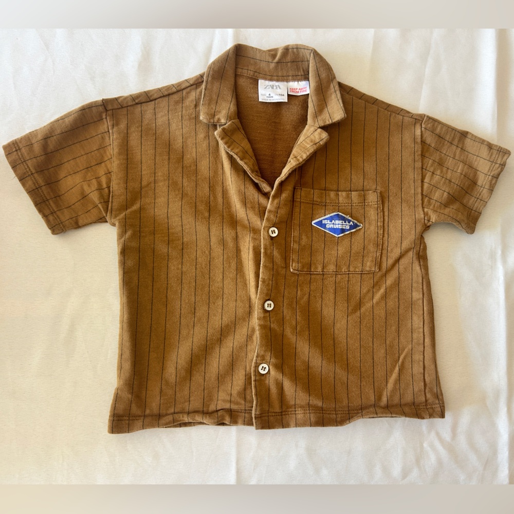 Zara boys short sleeve button down bowler shirt.